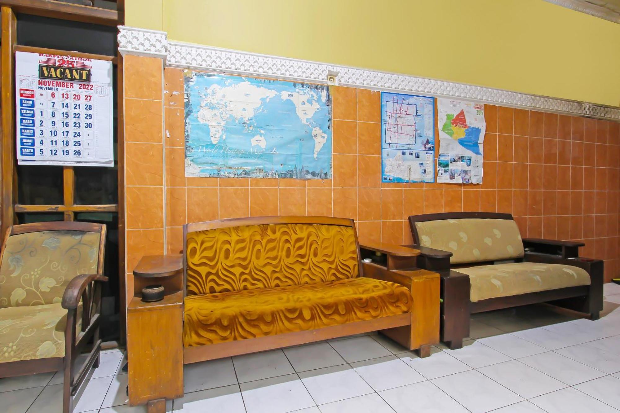 Spot On 91911 Rejeki Homestay Syariah Malioboro Yogyakarta Exterior photo